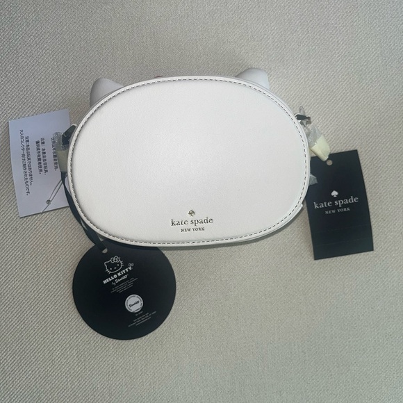 Kate Spade Hello Kitty 3D Bag - Picture 2 of 2